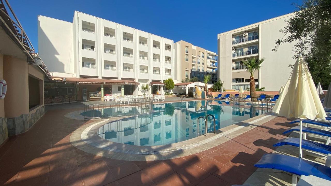 Oya Family Suites Kuşadası Buitenkant foto