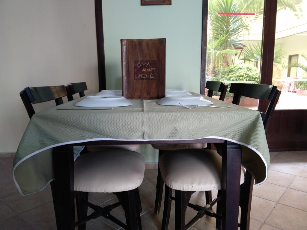 Oya Family Suites Kuşadası Buitenkant foto