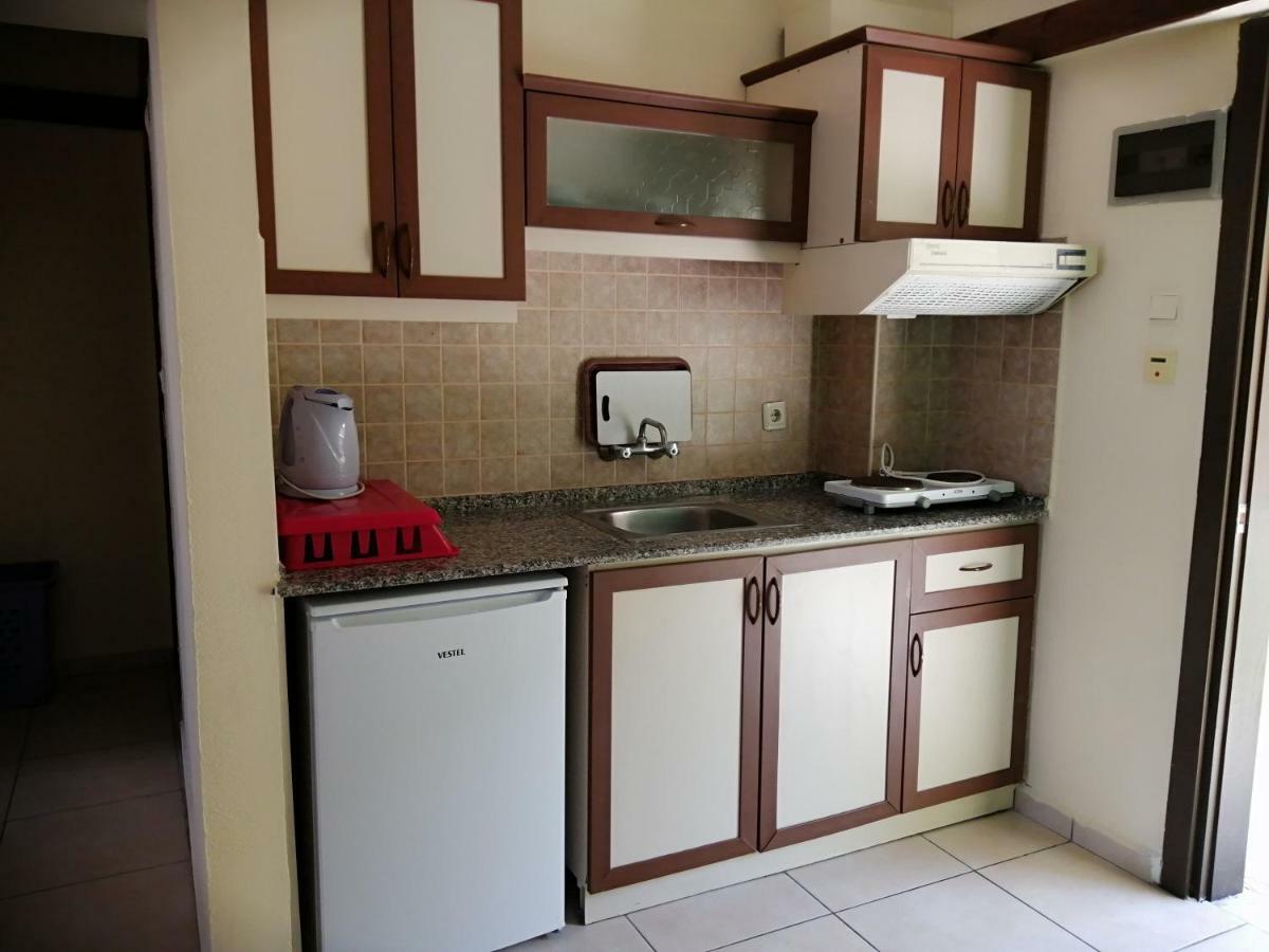 Oya Family Suites Kuşadası Buitenkant foto