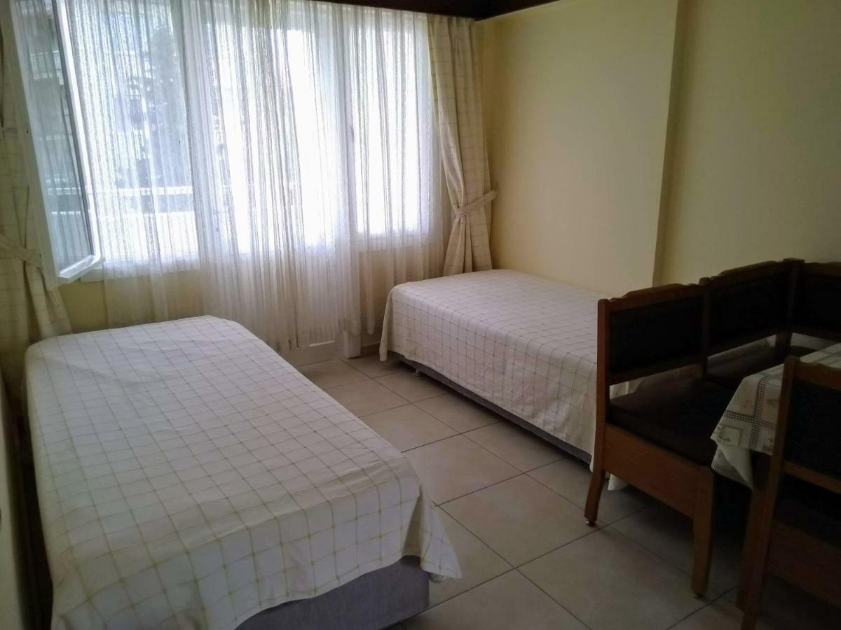 Oya Family Suites Kuşadası Buitenkant foto